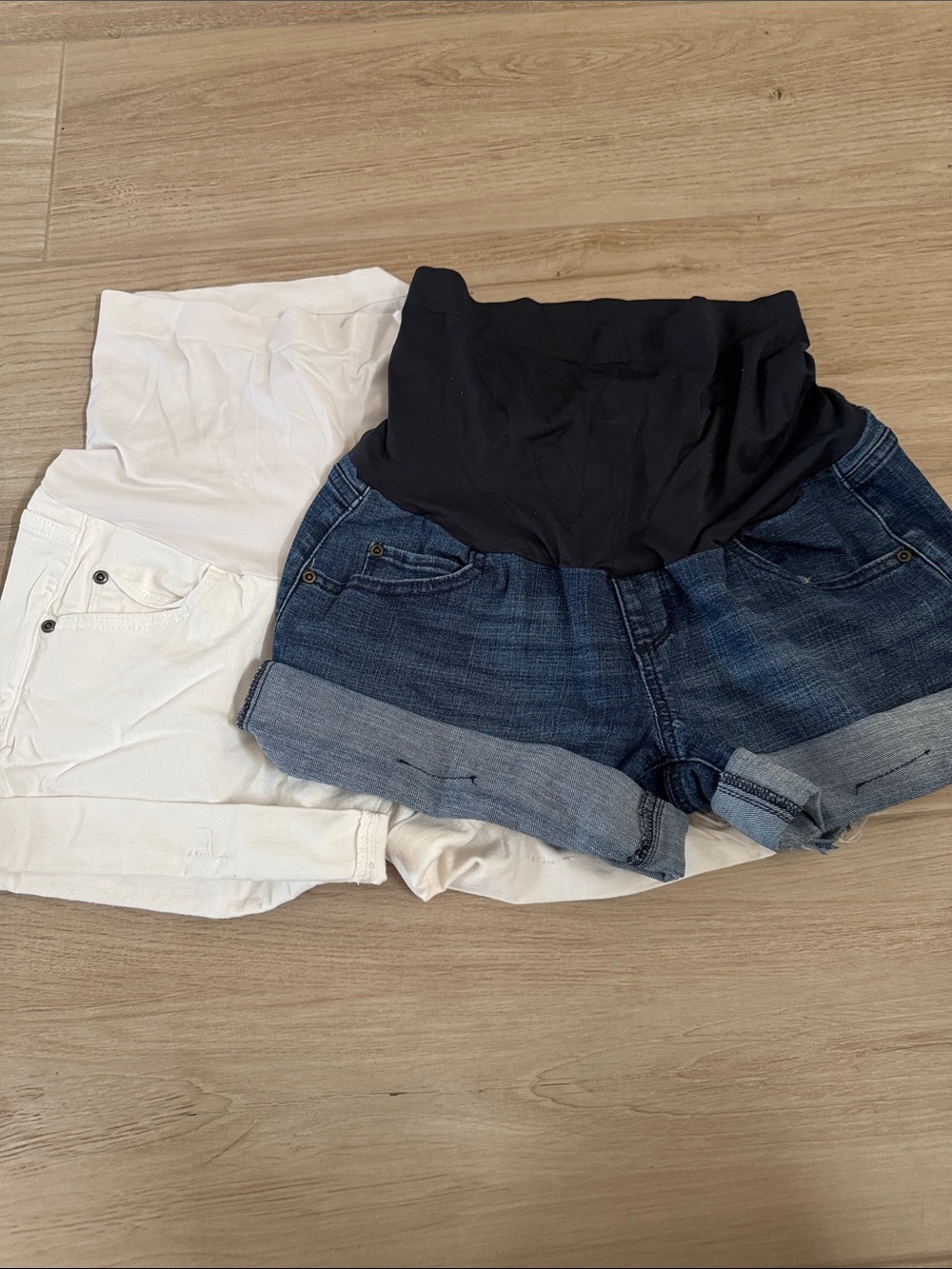 Sonoma Maternity Denim and White Roll-Cuff Shorts Bundle